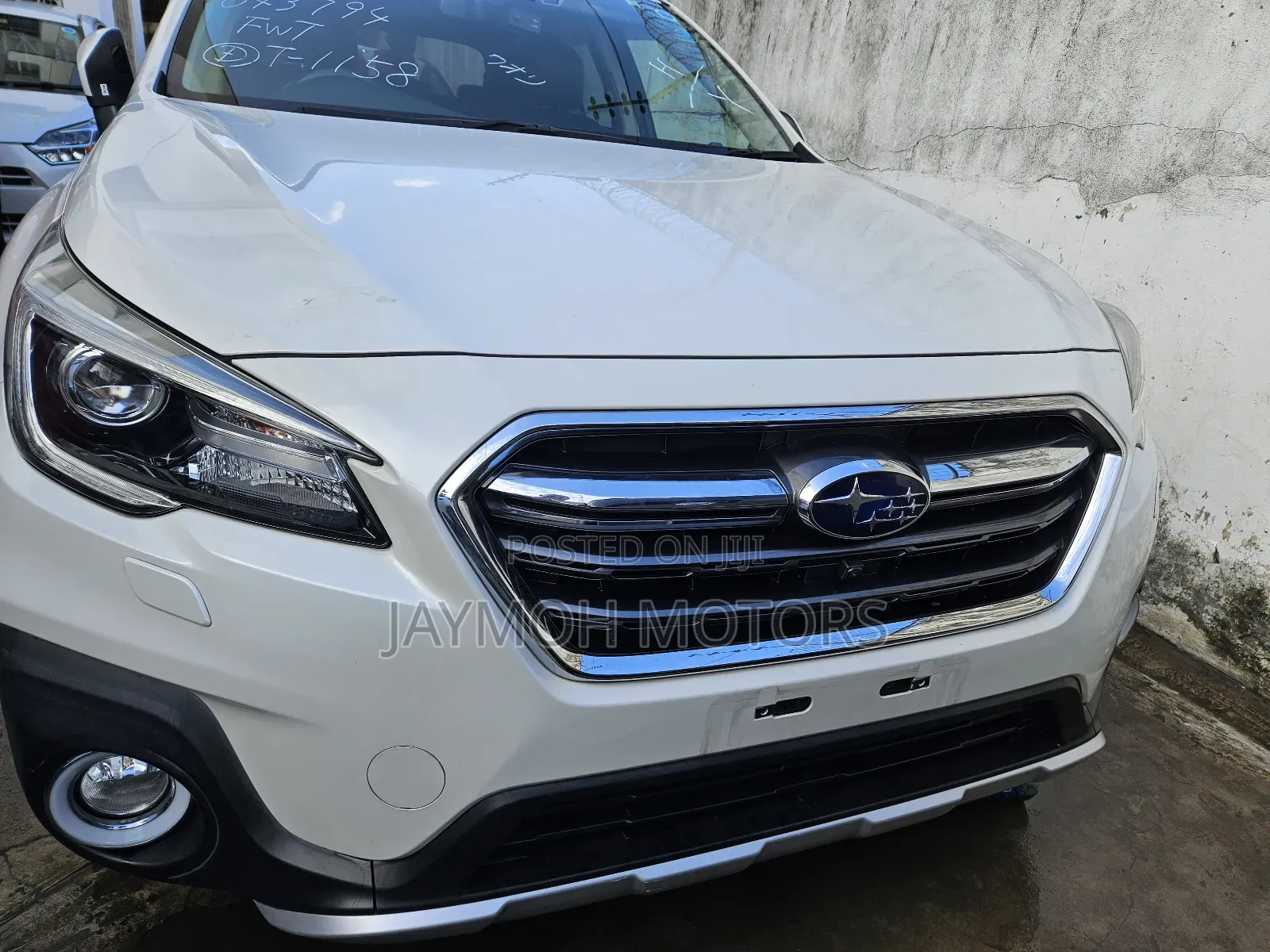 Subaru Outback 2018 White