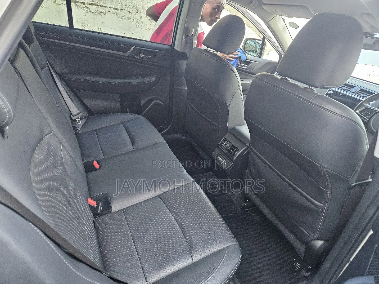 Subaru Outback 2018 White
