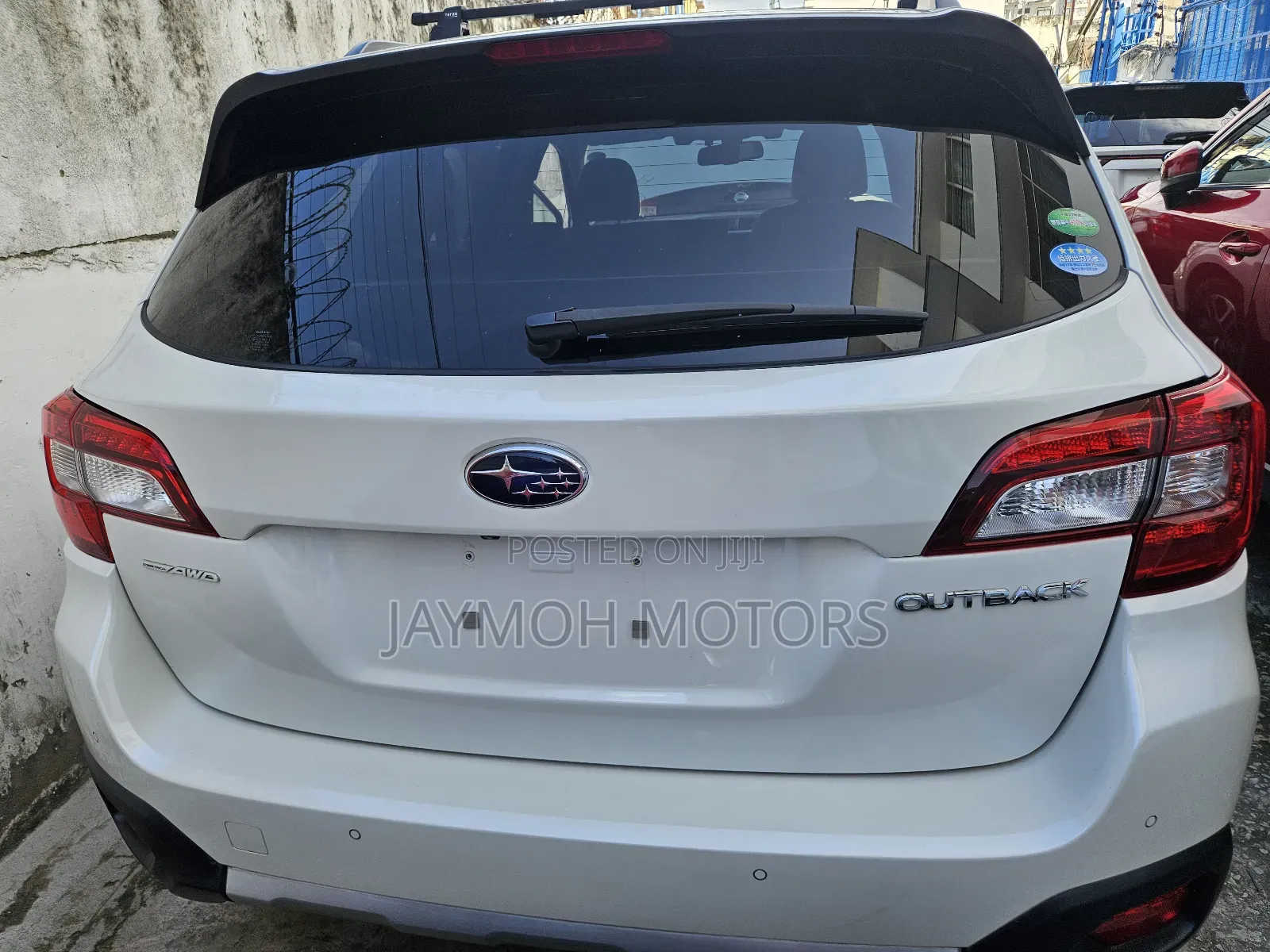 Subaru Outback 2018 White