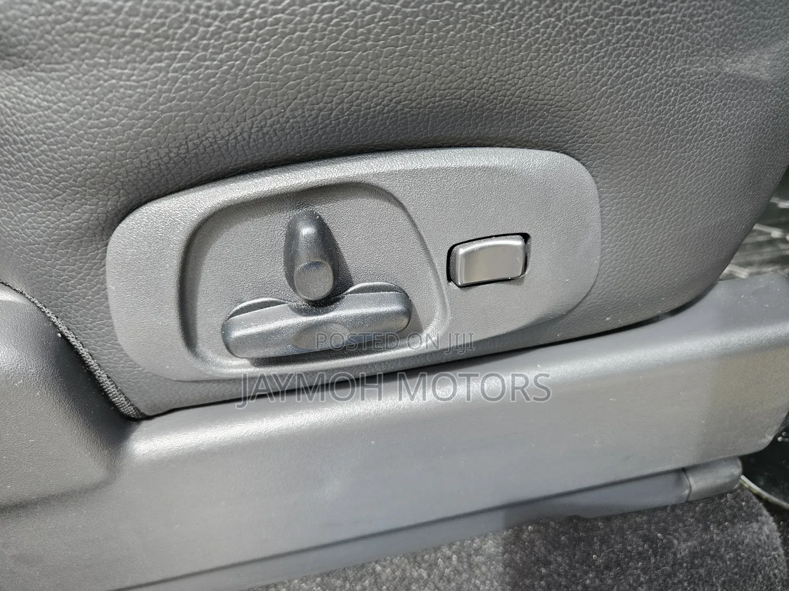 Mitsubishi Pajero 2019 Silver