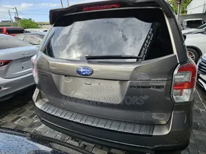 Subaru Forester 2018 Gold