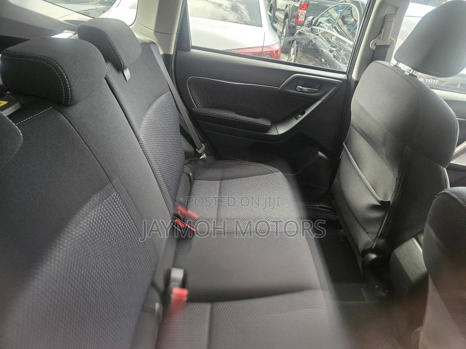 Subaru Forester 2018 Gold