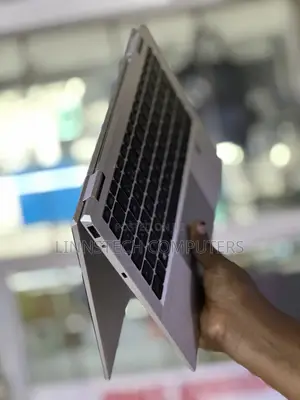 Laptop HP EliteBook x360 1030 G7 16GB Intel Core i7 SSD 256GB