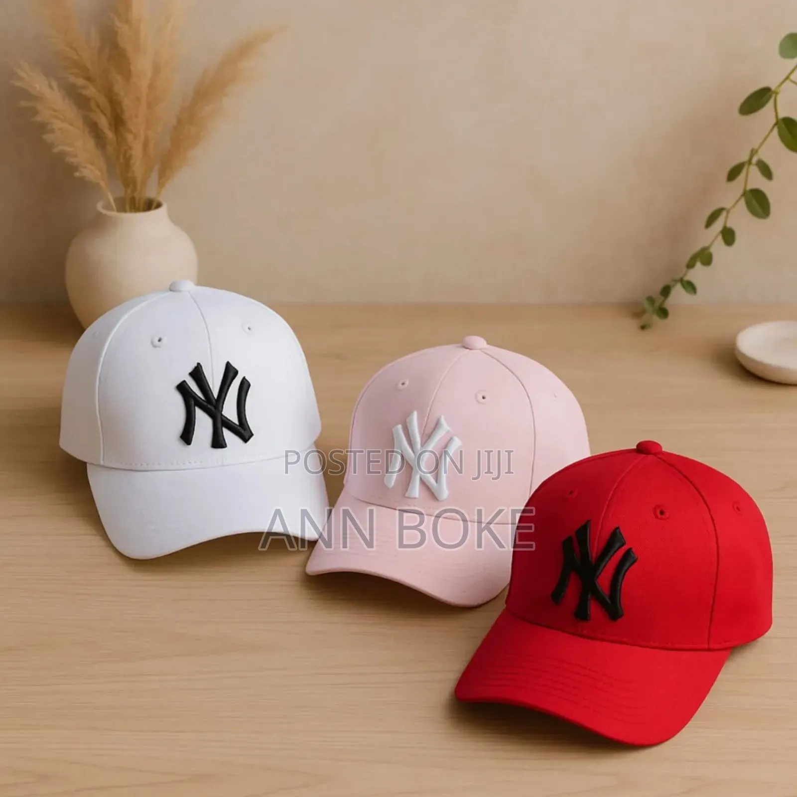 *New in Trendy Caps Available Come in Colour Blac