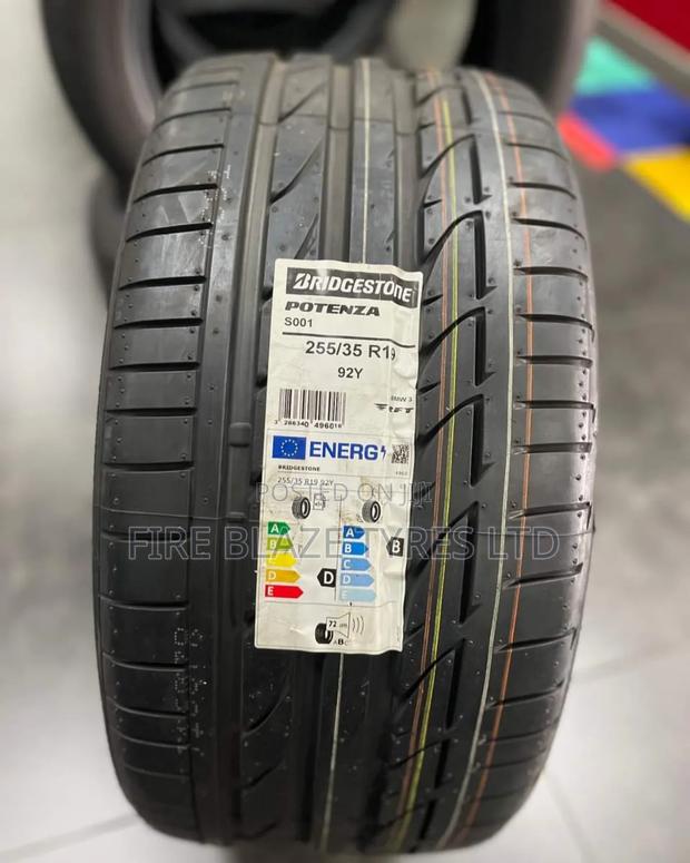 255/35r19 Bridgestone Potenza
