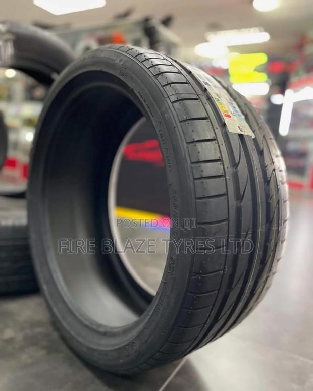 255/35r19 Bridgestone Potenza - thumbnail 2
