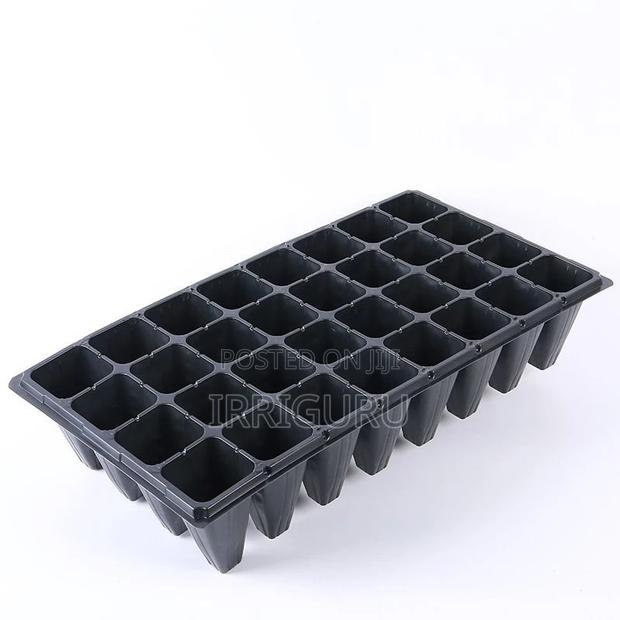 Seedling Tray 72holes - main view
