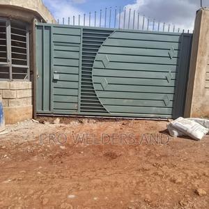 Highwall Sliding Gates - main view