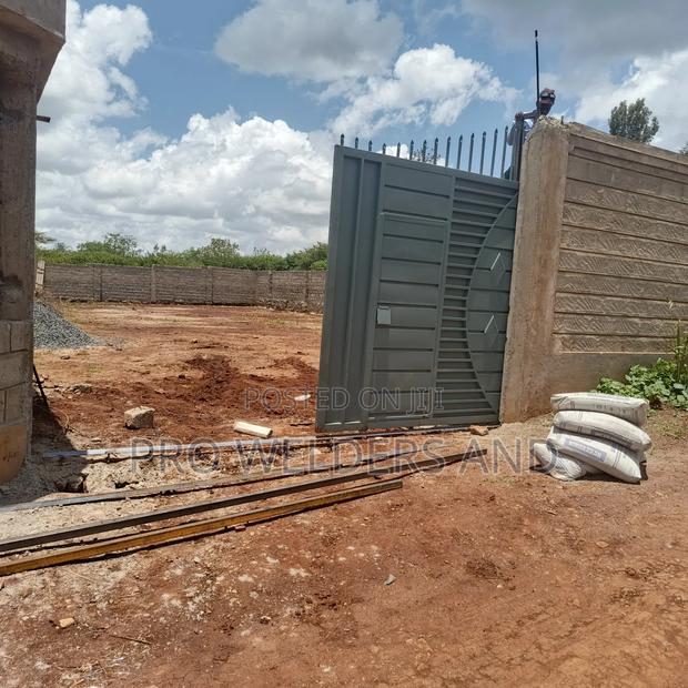 Highwall Sliding Gates - thumbnail 3