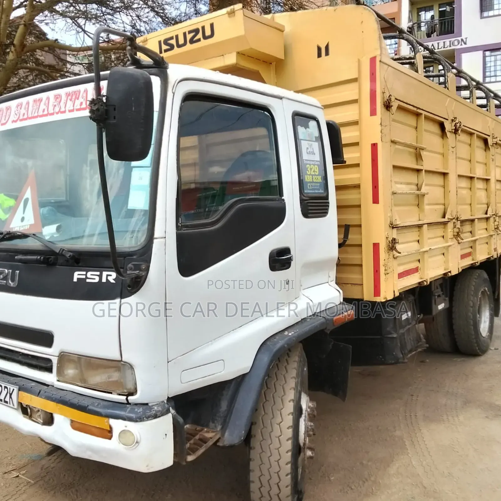 Isuzu FSR 2011 White