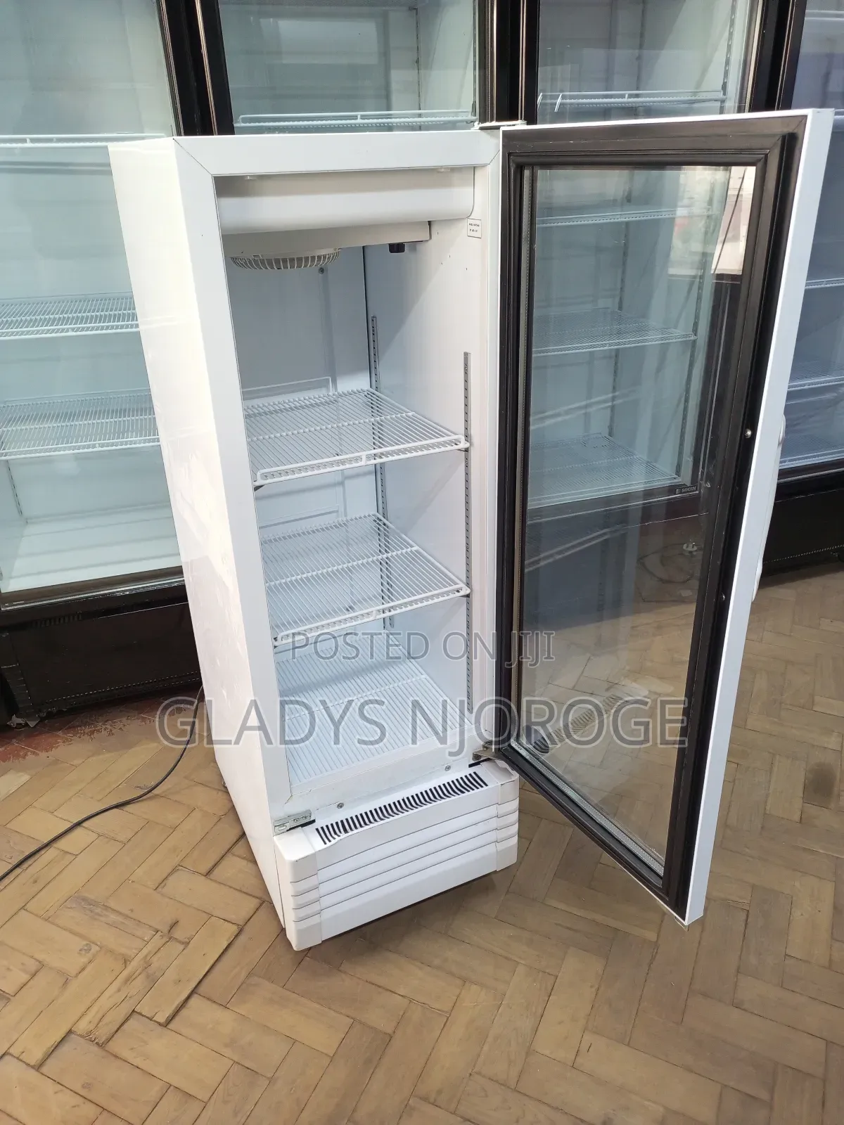 High Quality Display Fridge( Smart Clean)