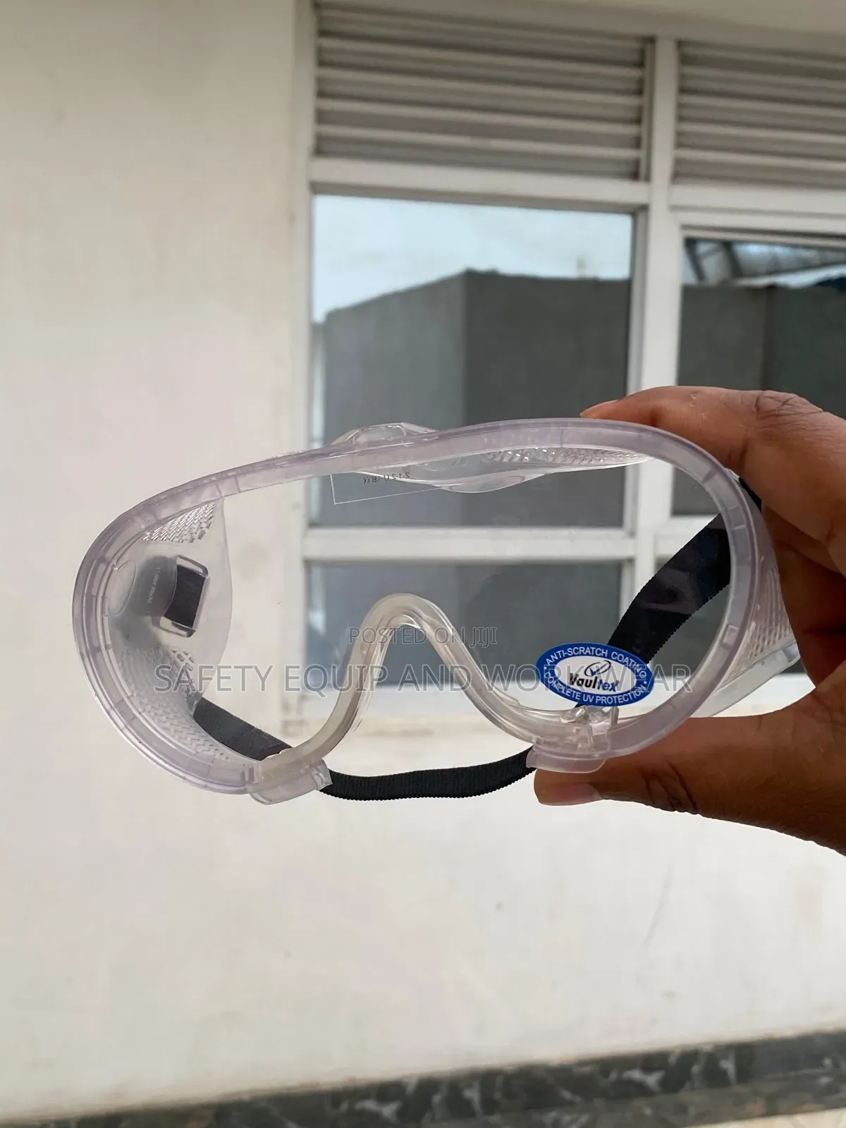 Vaultex Goggles Lightweight For Everyday Use.