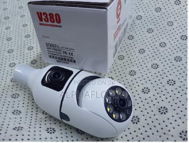Double Lens PTZ Bulb Wifi Camera - main view