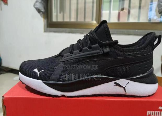 Puma Size 40-45 at 4200 - thumbnail 2