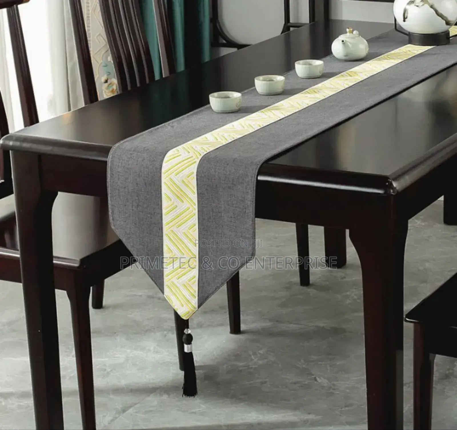 Table Runner