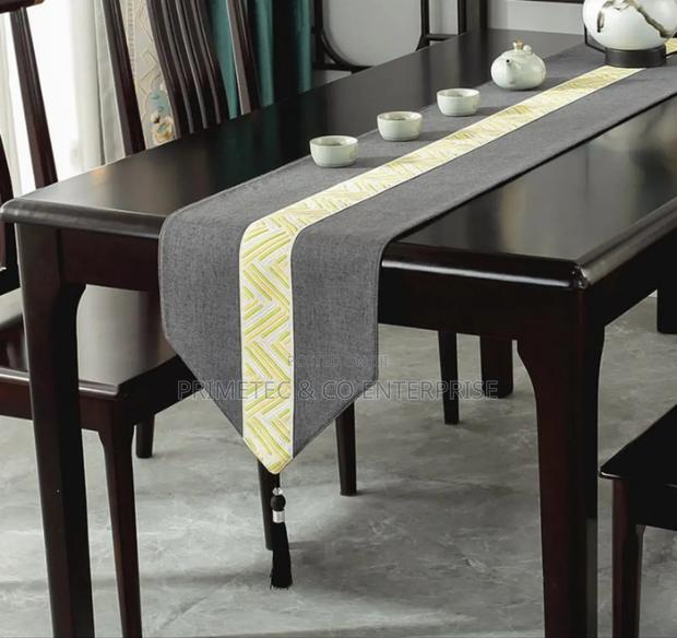 Table Runner
