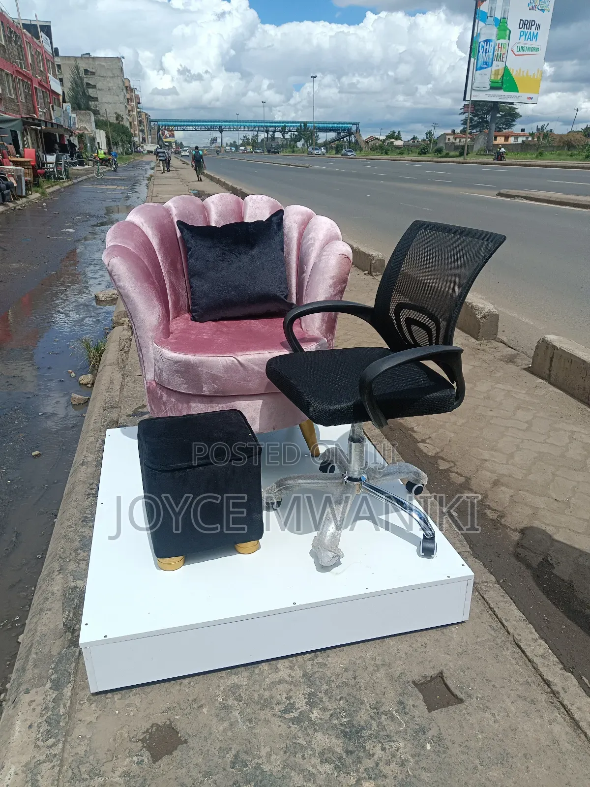 Pedicure Seat and Stool, Podium and Reception Seat 