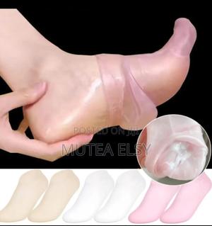 Silicone Moisturizing Spa Gel Heel Socks - main view