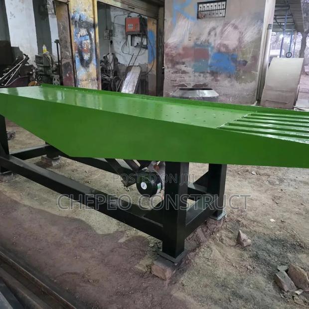 Vibrating Table for Concrete Production - thumbnail 2