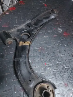 Front Arms Daihatsu Mira