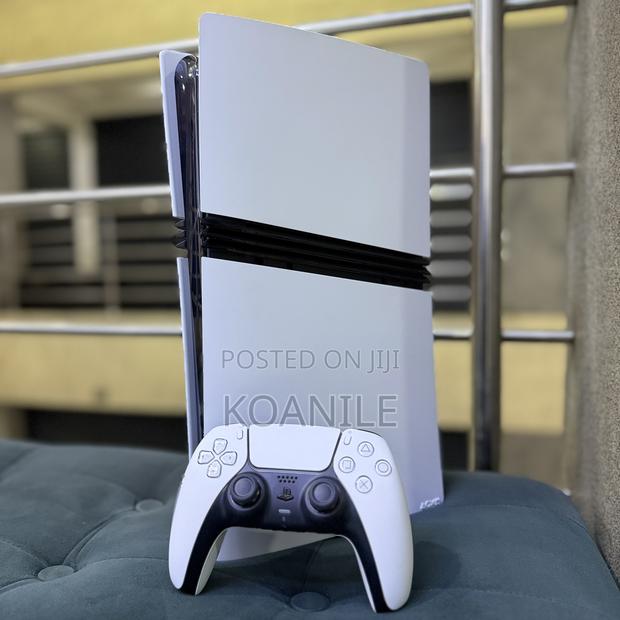 Ps5 Pro (Open Box) - thumbnail 2