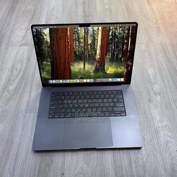 Laptop Apple MacBook Pro 2023 M3 Pro 16-inch 16GB Apple M3 SSD 512GB