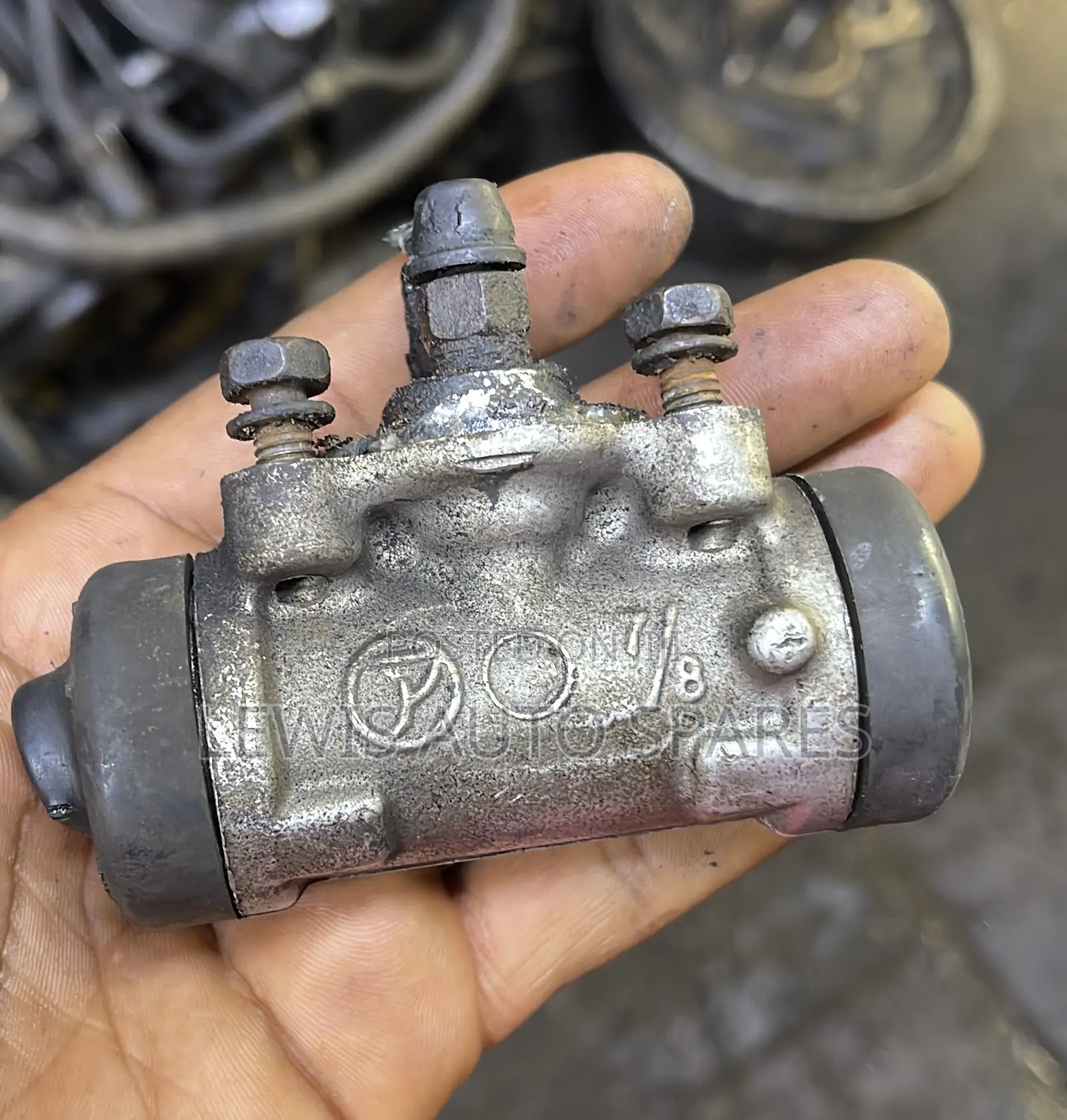 7l & 9l Wheel Cylinder