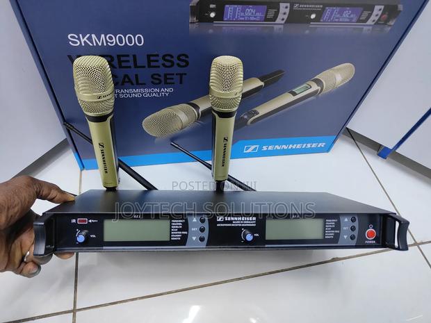 Wireless Sennheiser SKM 900 Microphone. Made in Germany 300m - main view