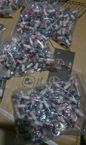 Rivet Nails 100pcs Per Packet