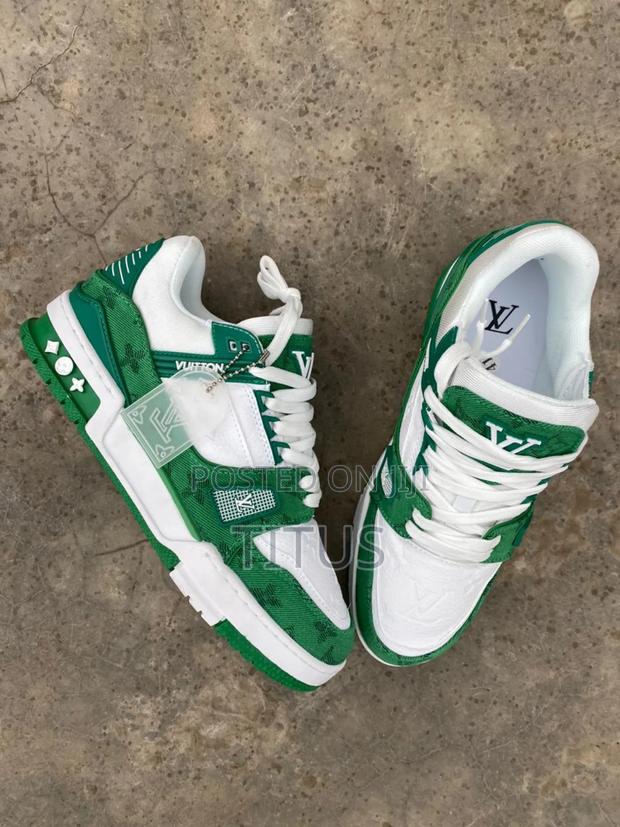 Louis Vuitton - thumbnail 2