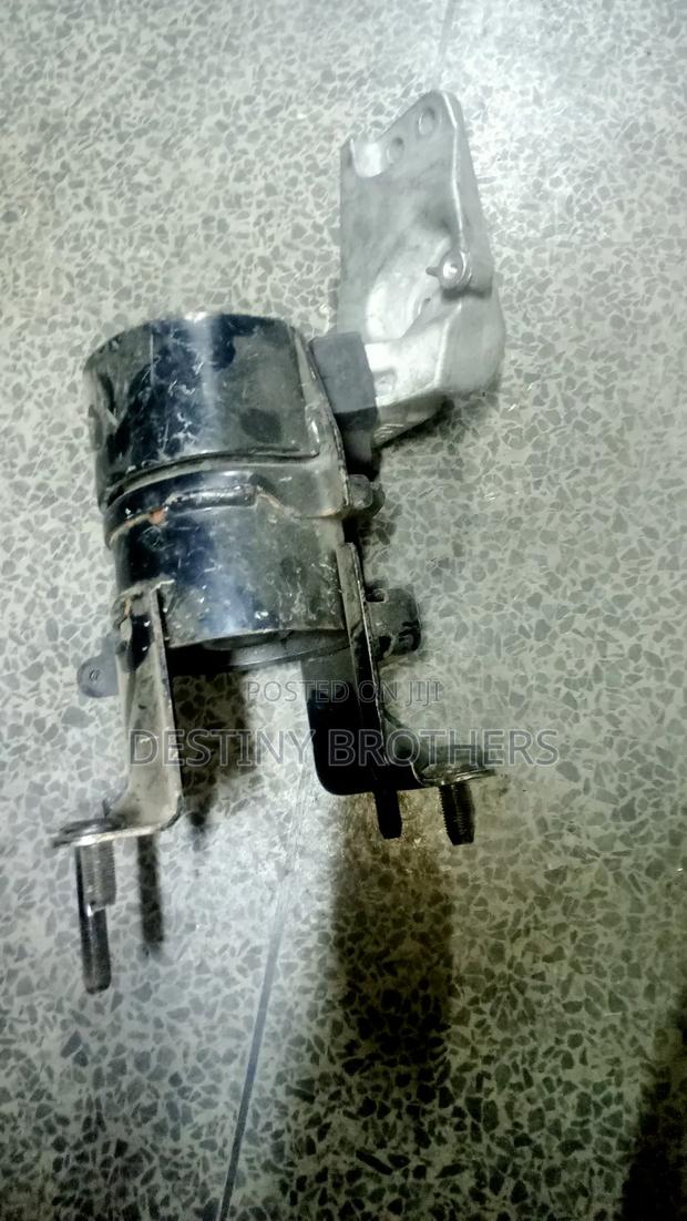 Engine Mount Rav4 New Model - thumbnail 3