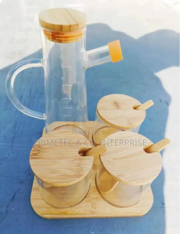 4pcs Oil Jar Set With Bamboo Stand