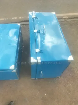 Big Metallic Boxes for Home Use