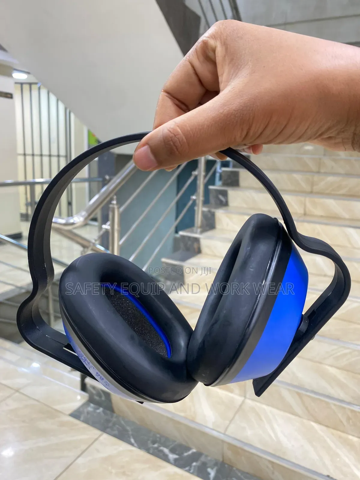 Ear Muffs Foldable And Easy To Store.