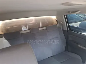 Toyota Hilux 3.0 D-4D 4x4 2012 White