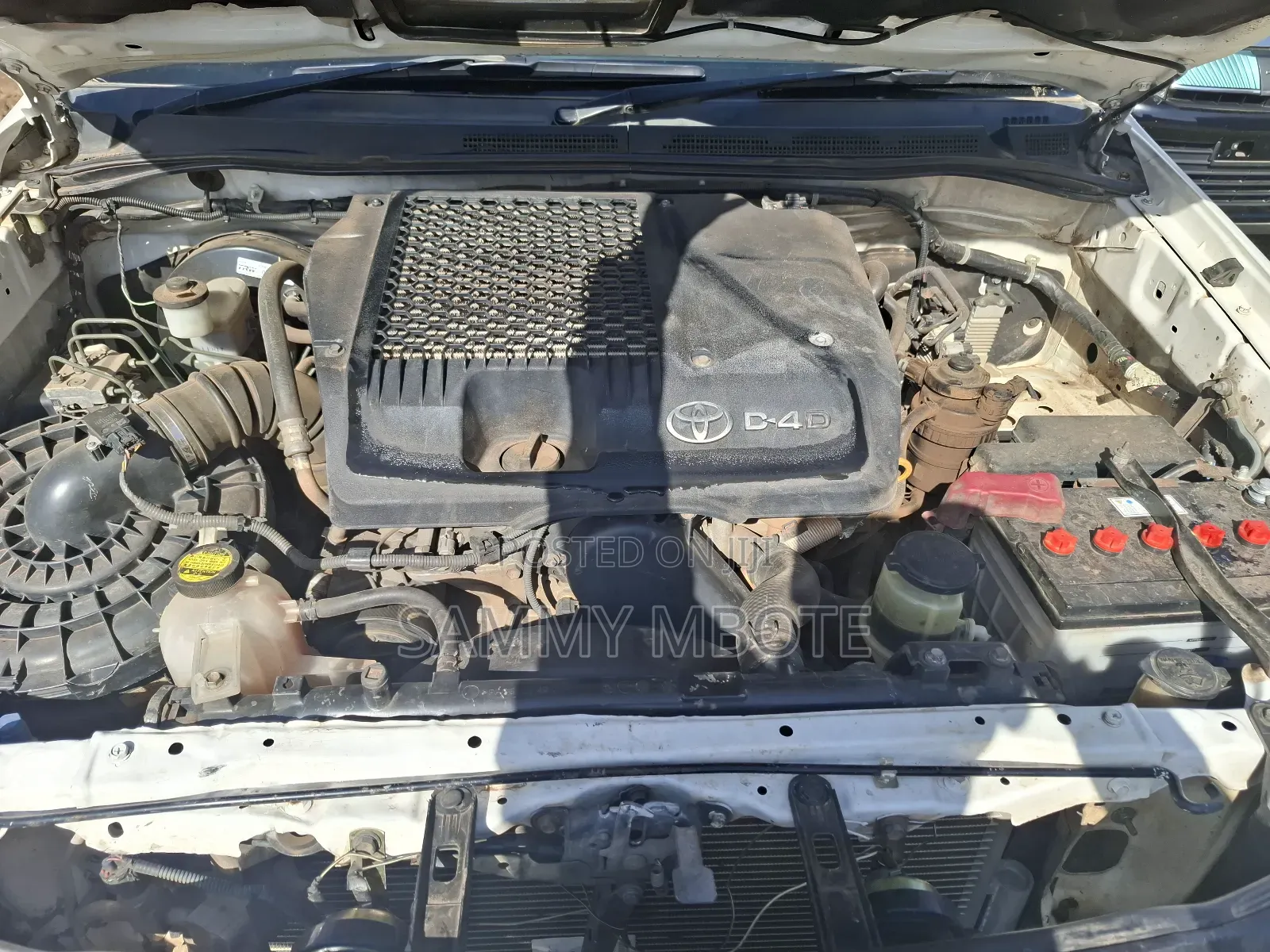 Toyota Hilux 3.0 D-4D 4x4 2012 White
