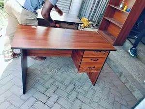 Head Staff Office Table