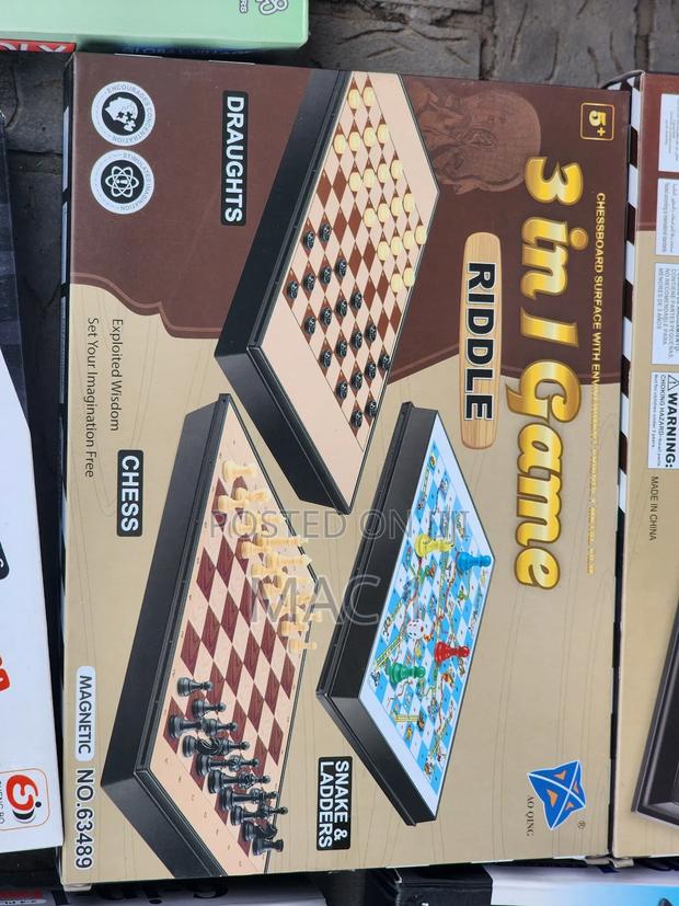 3 in 1 Board Game Chess Checkers and Snake Ladders - main view