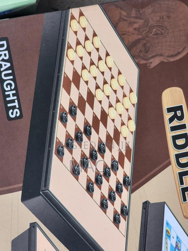 3 in 1 Board Game Chess Checkers and Snake Ladders - thumbnail 5