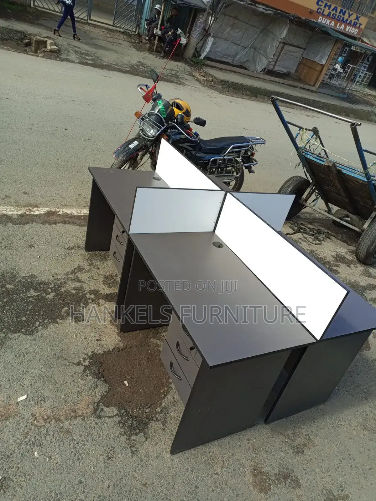 Cubical 4 Way Workstation