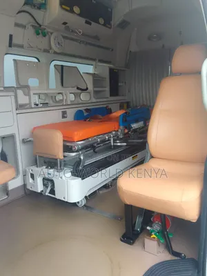 Toyota HiAce 2018 White