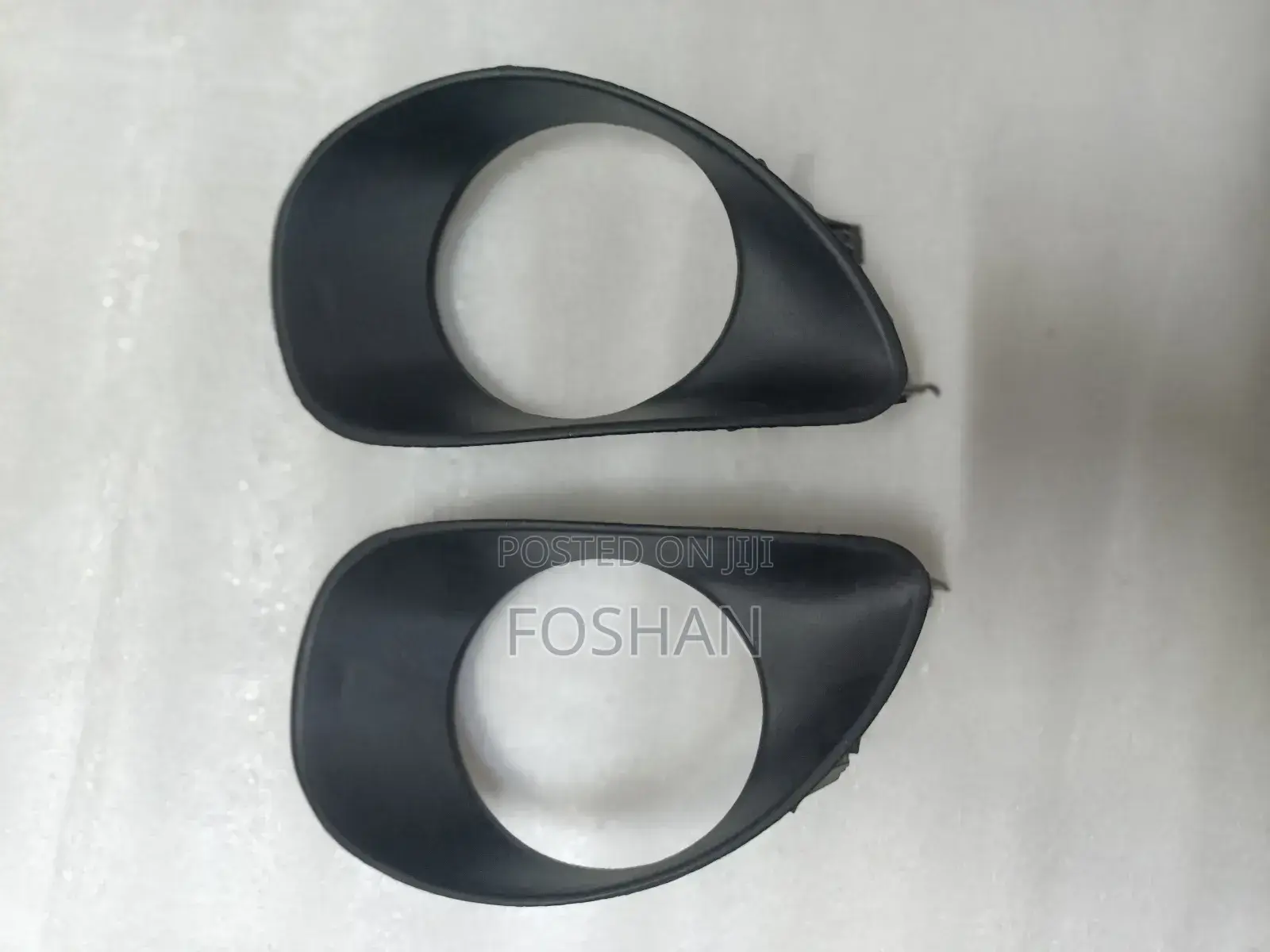 Vitz 2005 Foglight Cover