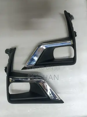 Prado 165 Foglight Cover