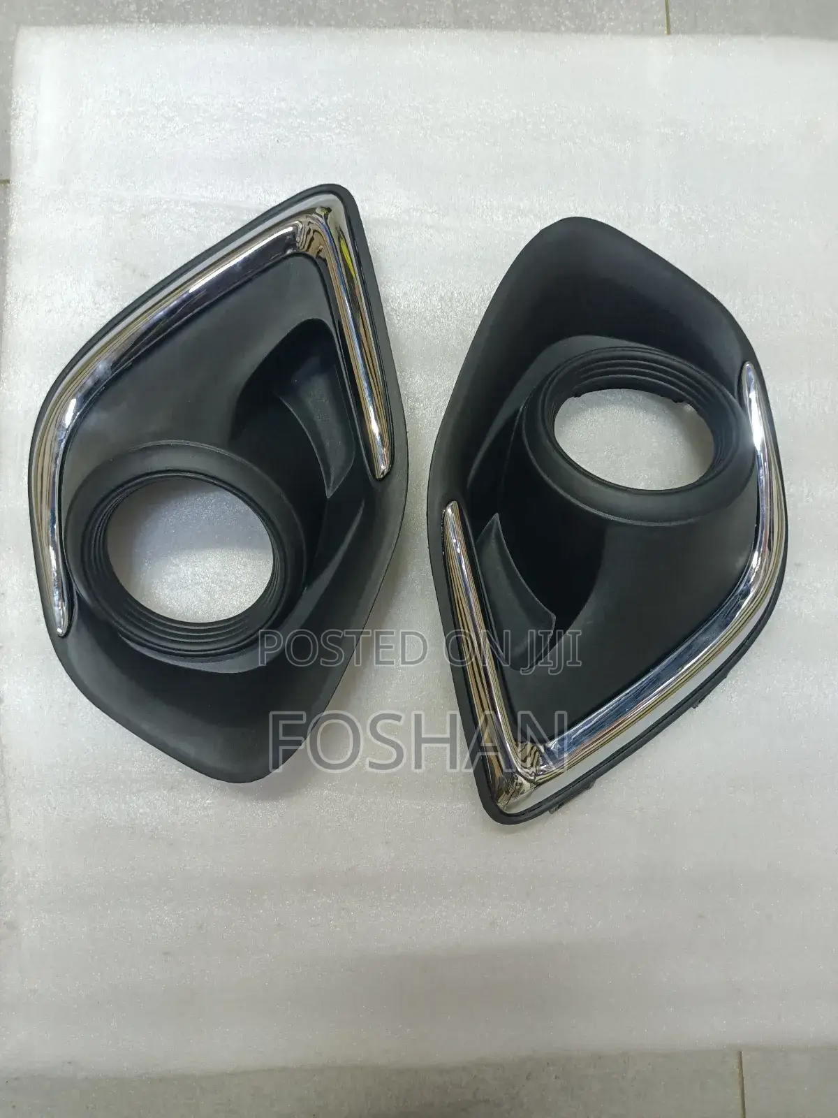 Mitsubishi RVR New Foglight Cover