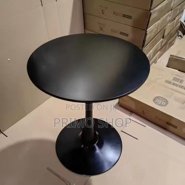 Dining Table; Round Top Appearance Dining Table - thumbnail 2