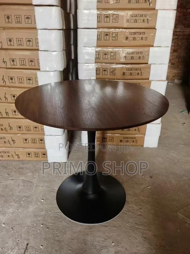 Dining Table; Round Top Appearance Dining Table - thumbnail 5