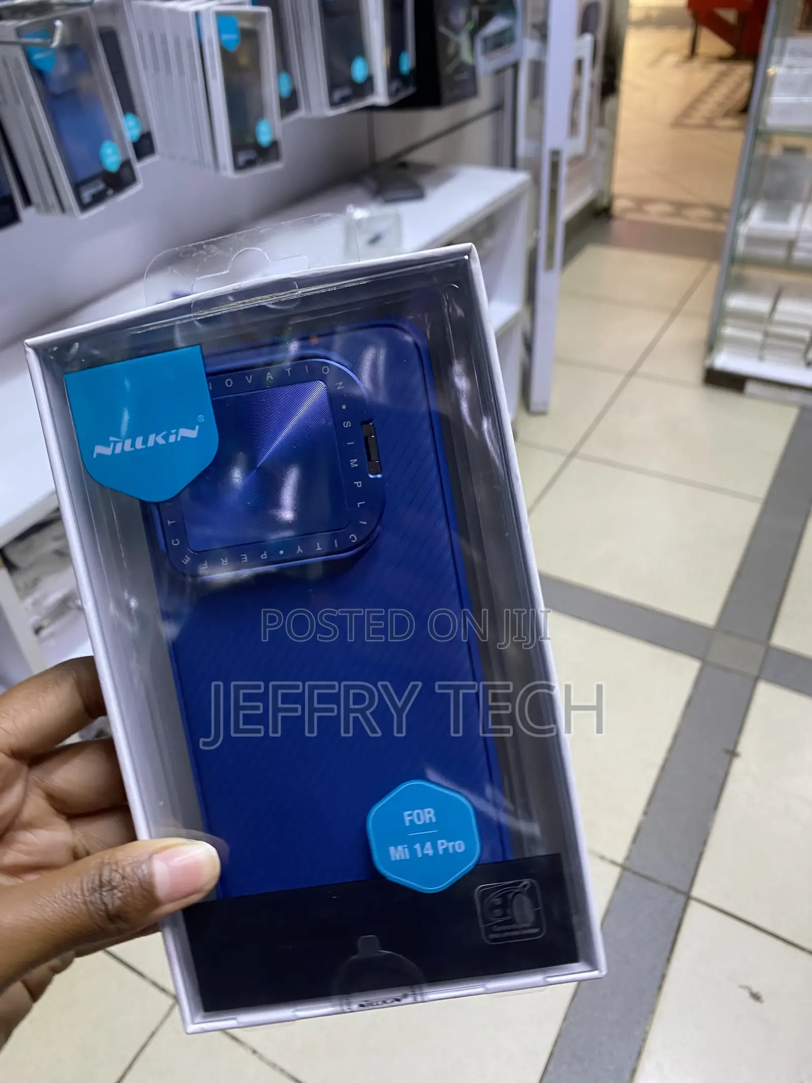 Koupit Nillkin Xiaomi Mi 14 Pro Metal Camshield Prop Stand