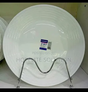 Luminarc Round Plates