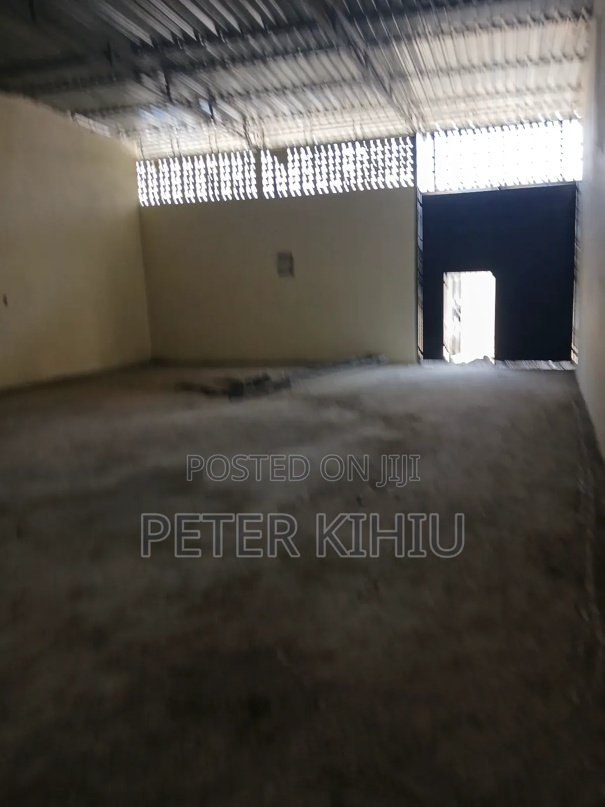 Godown to Let 2000sqft at Donholm