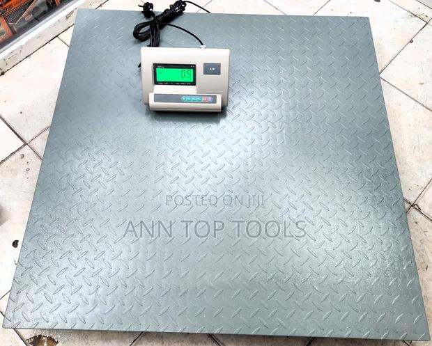1 Tonne Scale 1.2 M by 1.2 M